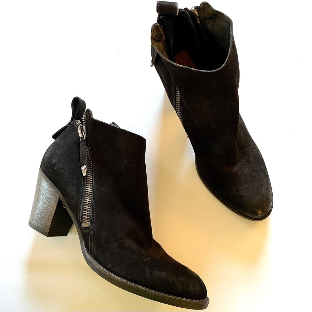 Dolce Vita Black Heeled Booties - Picture 10 of 10